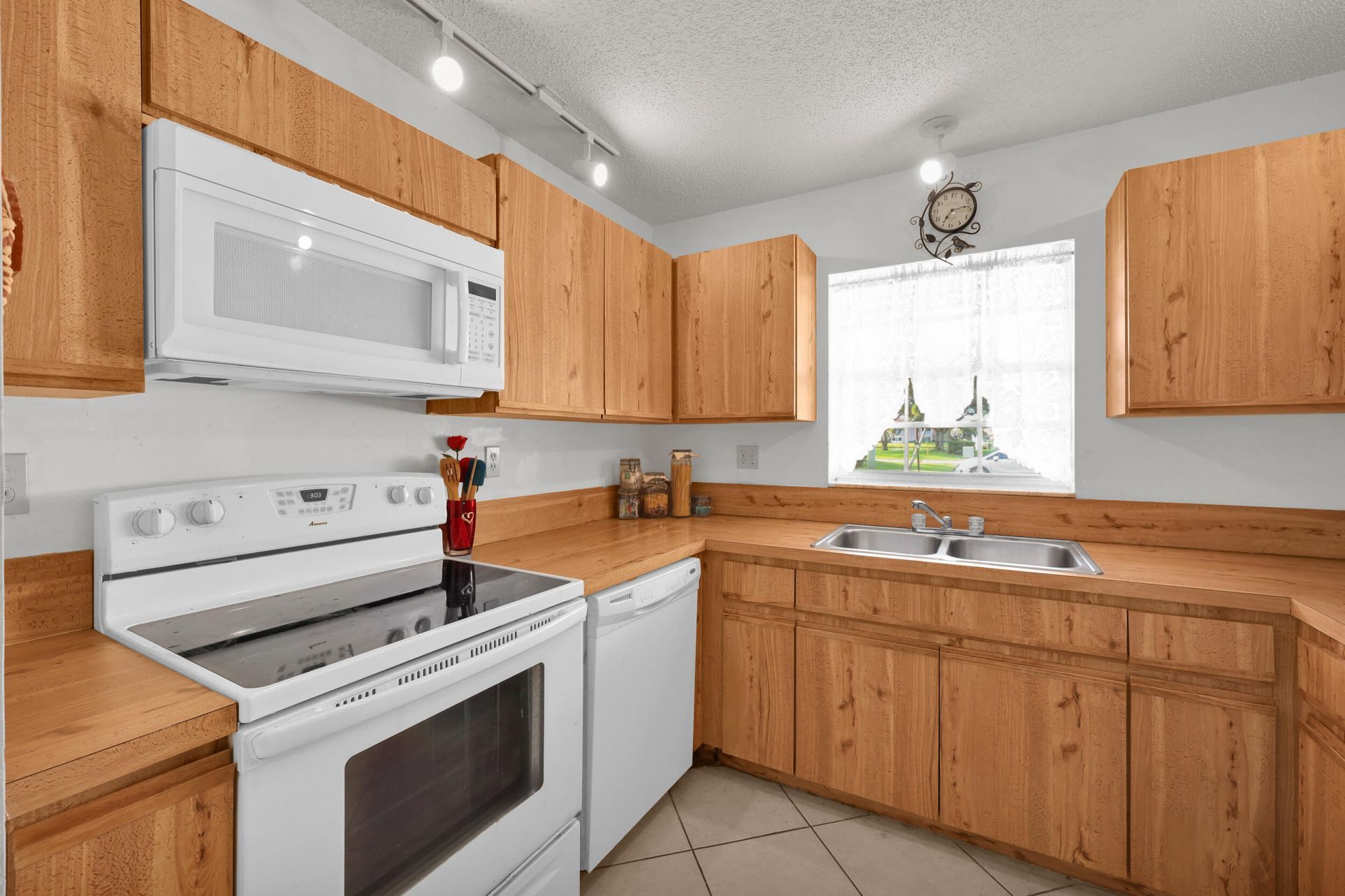 1738 Lakefront Boulevard, Unit D, Fort Pierce, FL 34982 Photo