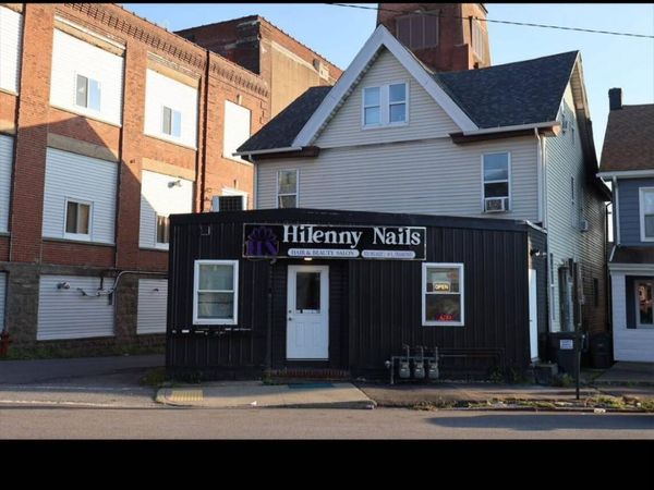 18 E Diamond Avenue, Hazleton, PA 18201