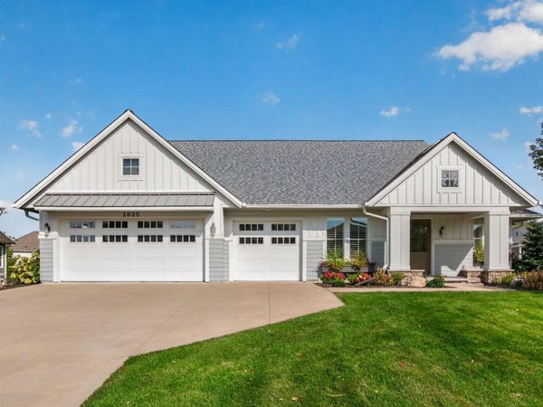 1825 Annika Drive N, Lake Elmo, MN 55042