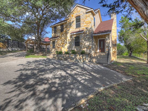 146 Creekview DR, Canyon Lake, TX 78133