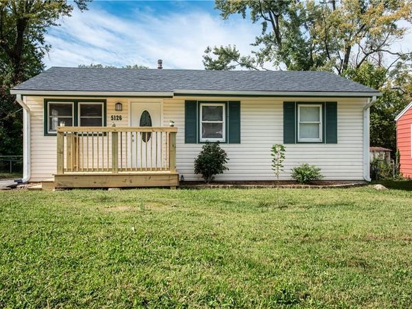 5126 N Corrington Avenue, Kansas City, MO 64119
