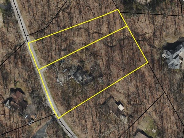 9408 Robinhood Circle , Westerville, OH 43082
