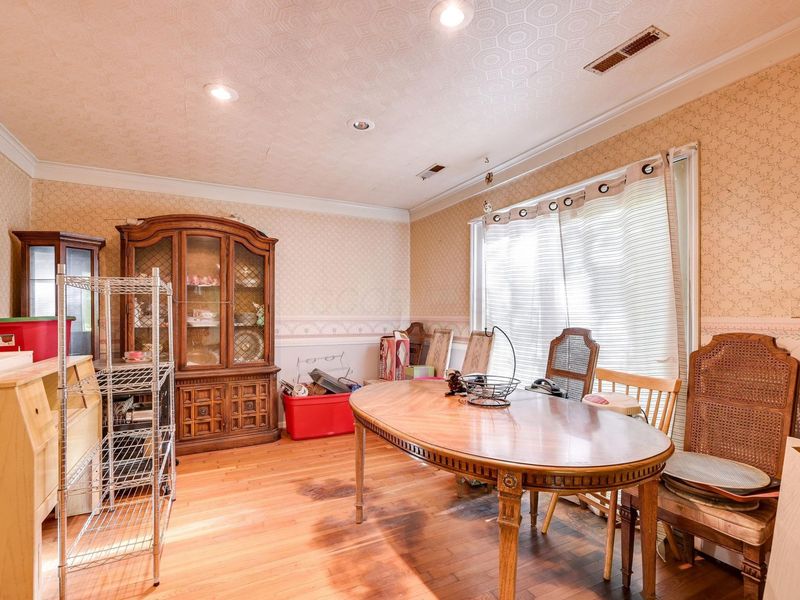 9408 Robinhood Circle, Westerville, OH 43082 Photo 12