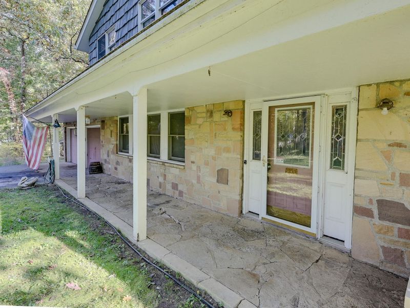 9408 Robinhood Circle, Westerville, OH 43082 Photo 6