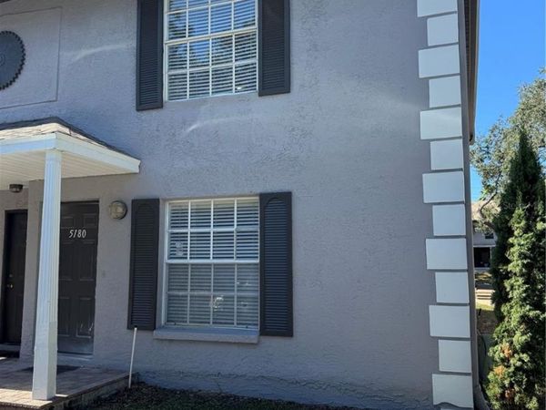 5180 SUNRIDGE PALMS DRIVE, Unit 76, TAMPA, FL 33617