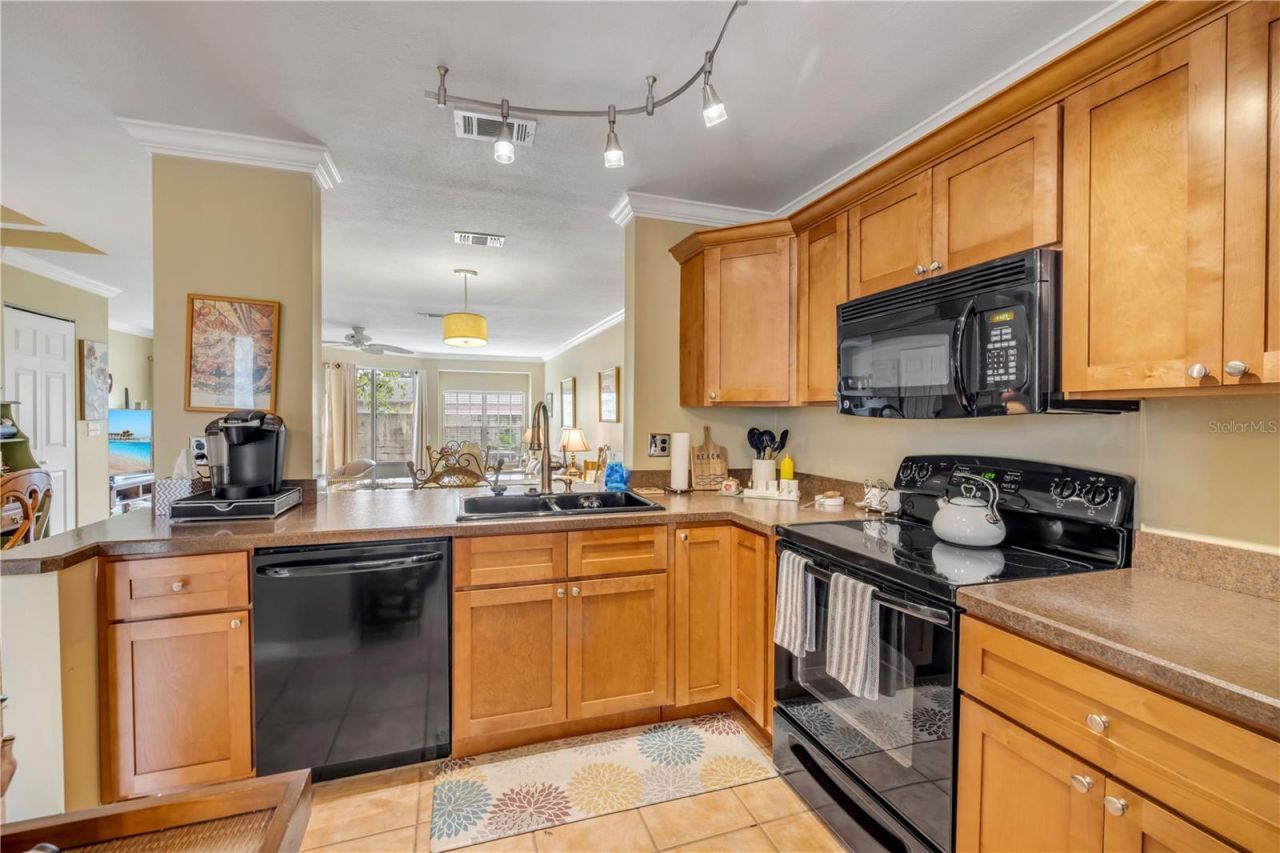 636 Maple Oak Circle, Unit 107, Altamonte Springs, FL 32701 Photo