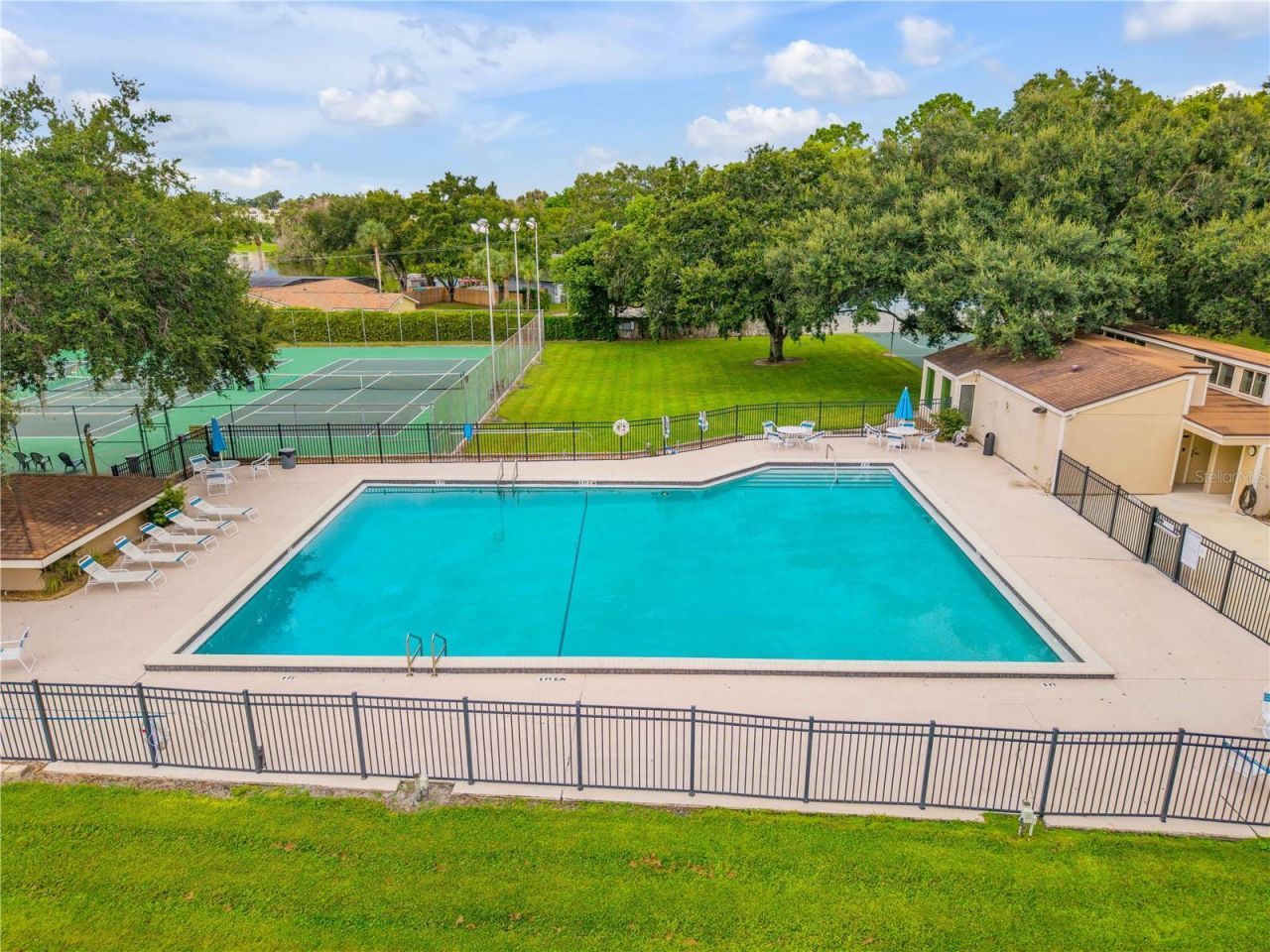 636 Maple Oak Circle, Unit 107, Altamonte Springs, FL 32701 Photo