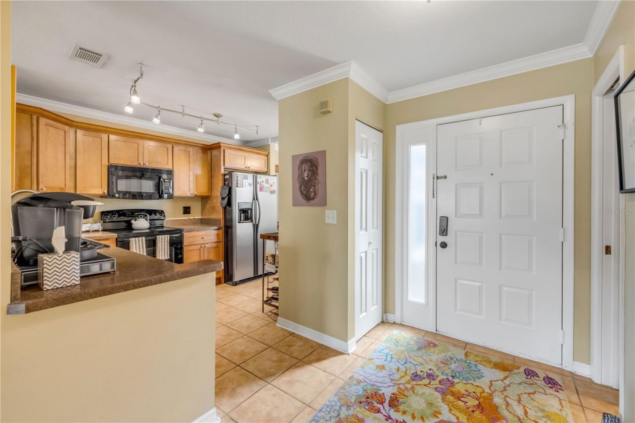 636 Maple Oak Circle, Unit 107, Altamonte Springs, FL 32701 Photo