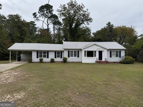 626 Sycamore Street, Swainsboro, GA 30401