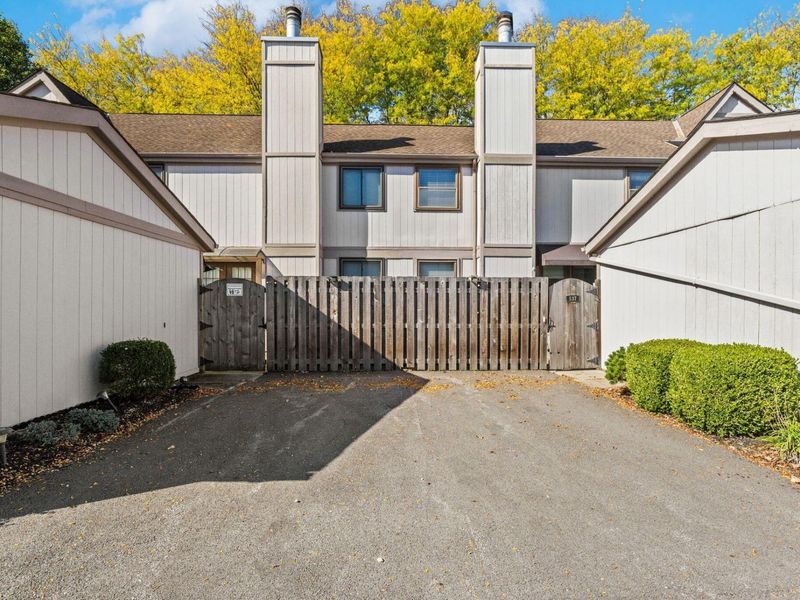 537 Woodingham Place, Unit 2B, Columbus, OH 43213 Photo 36