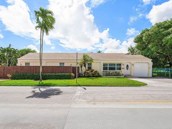 800 NE 6TH Street, Unit 1, Fort Lauderdale, FL 33304