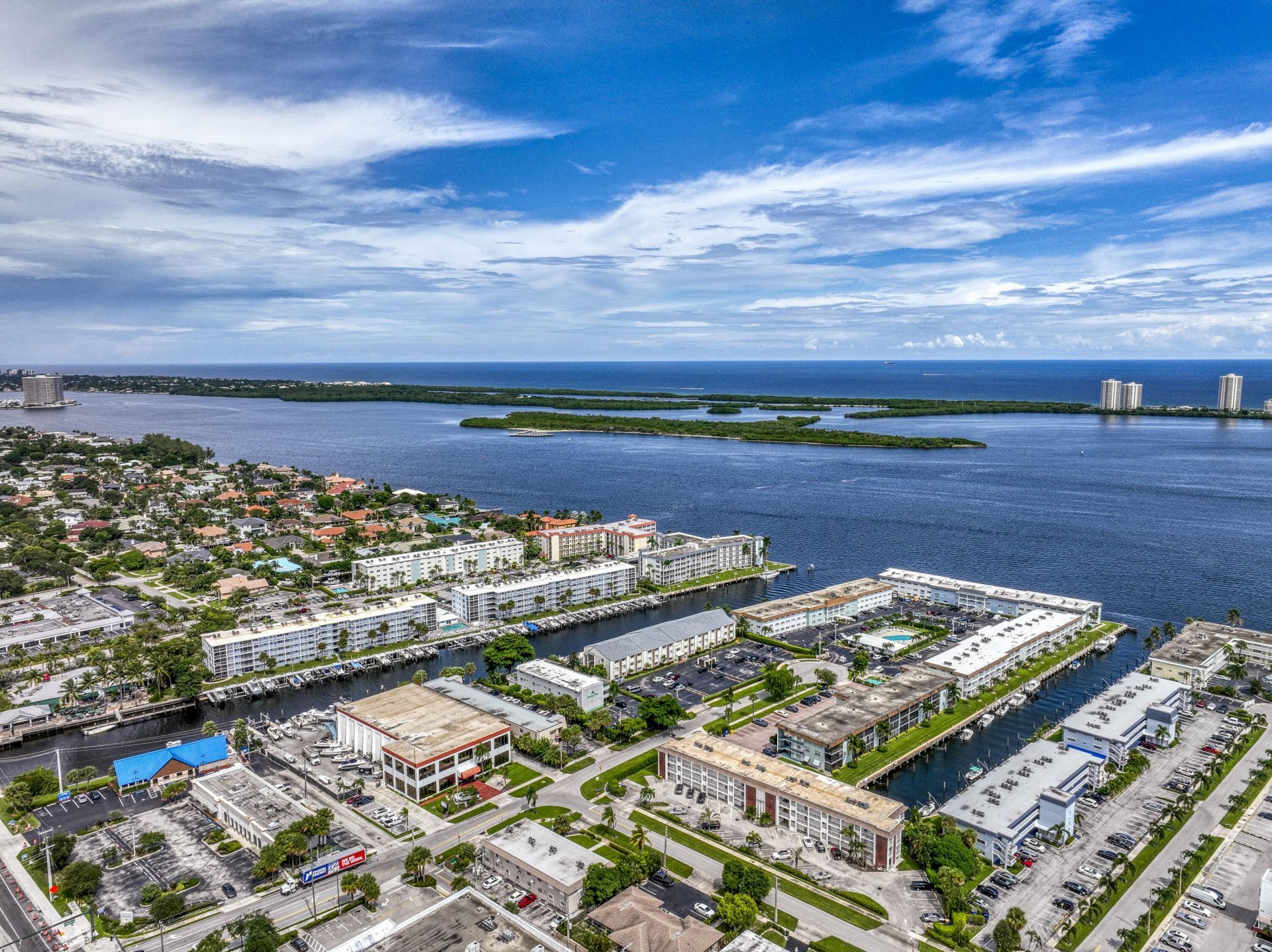 236 Castlewood Drive, Unit 205, North Palm Beach, FL 33408 Photo