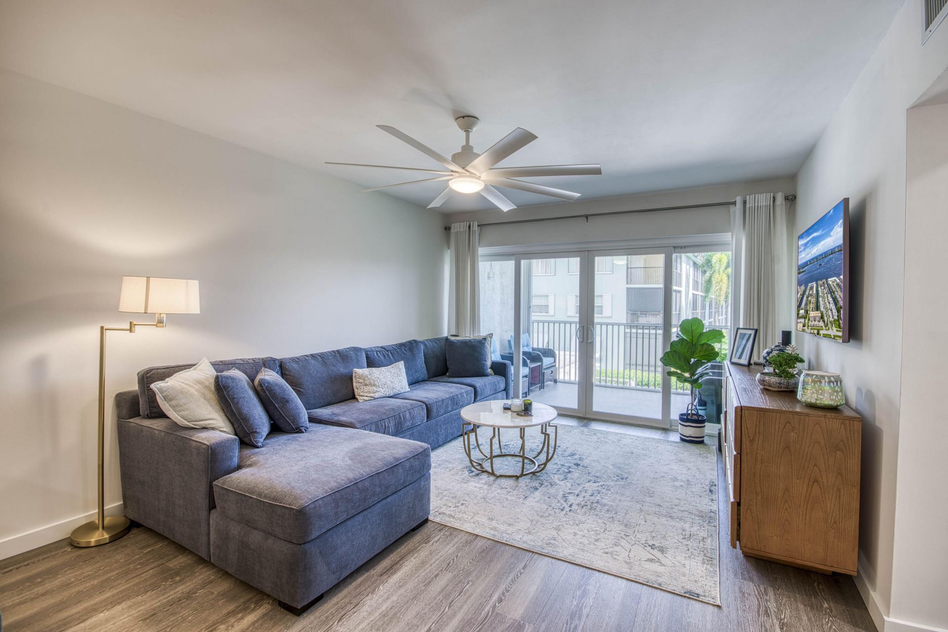 236 Castlewood Drive, Unit 205, North Palm Beach, FL 33408 Photo