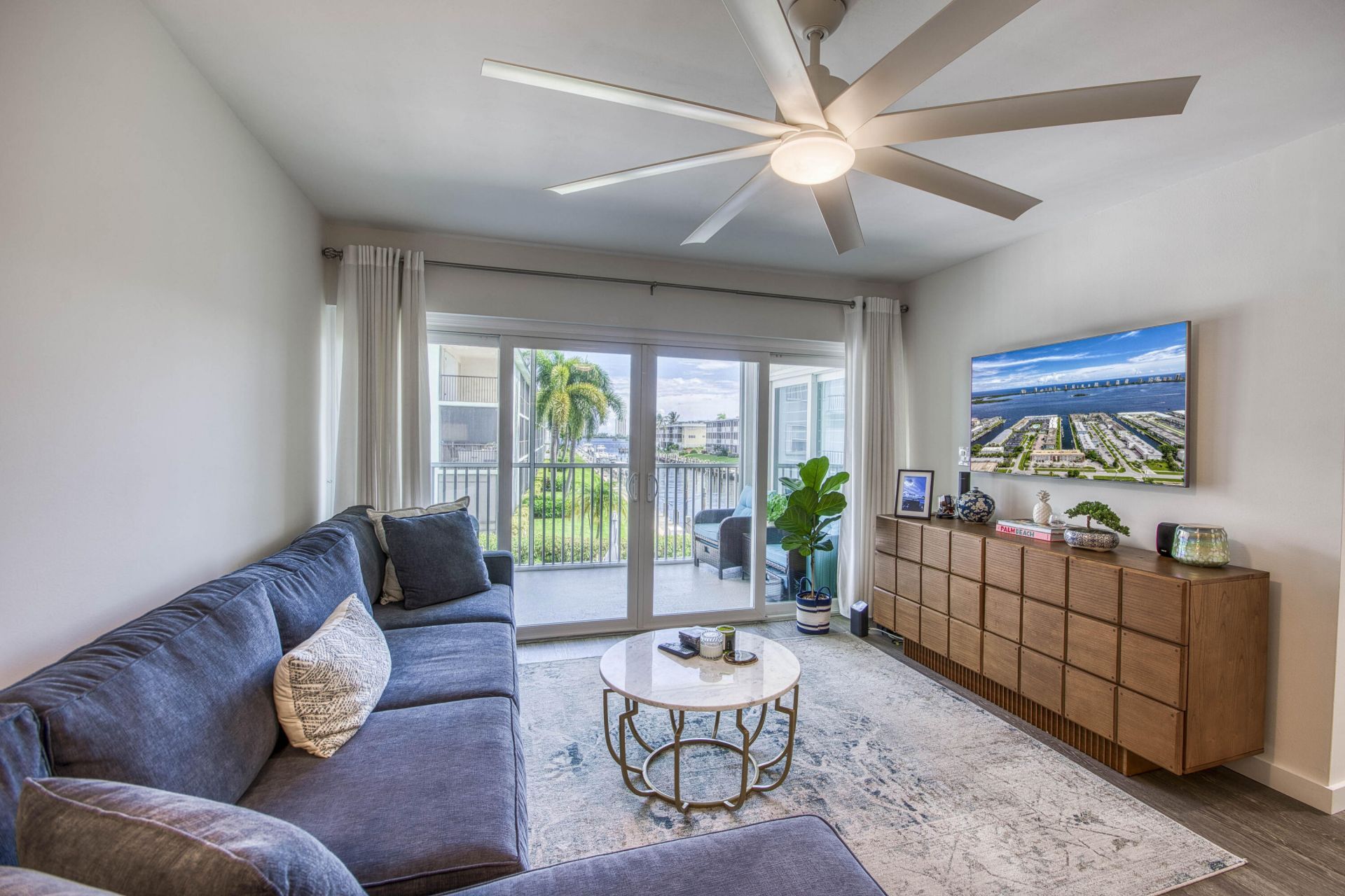 236 Castlewood Drive, Unit 205, North Palm Beach, FL 33408 Photo