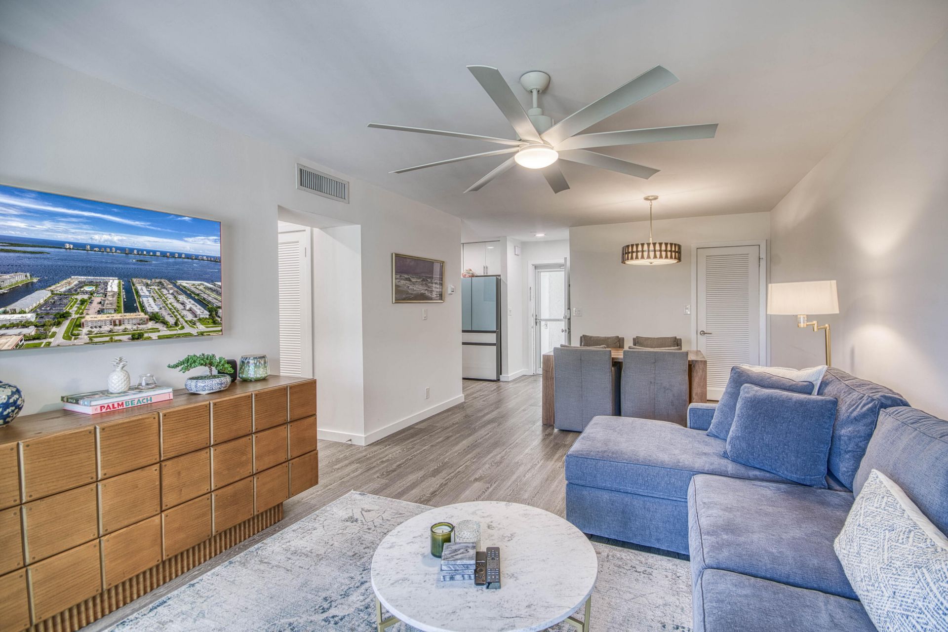 236 Castlewood Drive, Unit 205, North Palm Beach, FL 33408 Photo