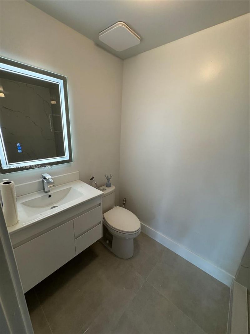 6984 SW 39th St , Unit H205, Davie, FL 33314 Photo