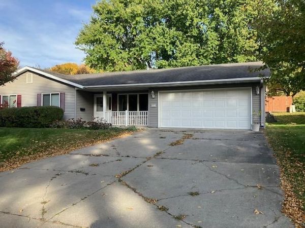 1608 NE 4th Street , Waseca, MN 56093