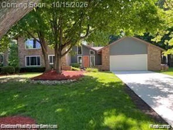 22032 MERIDIAN Lane, Novi, Mi 48375