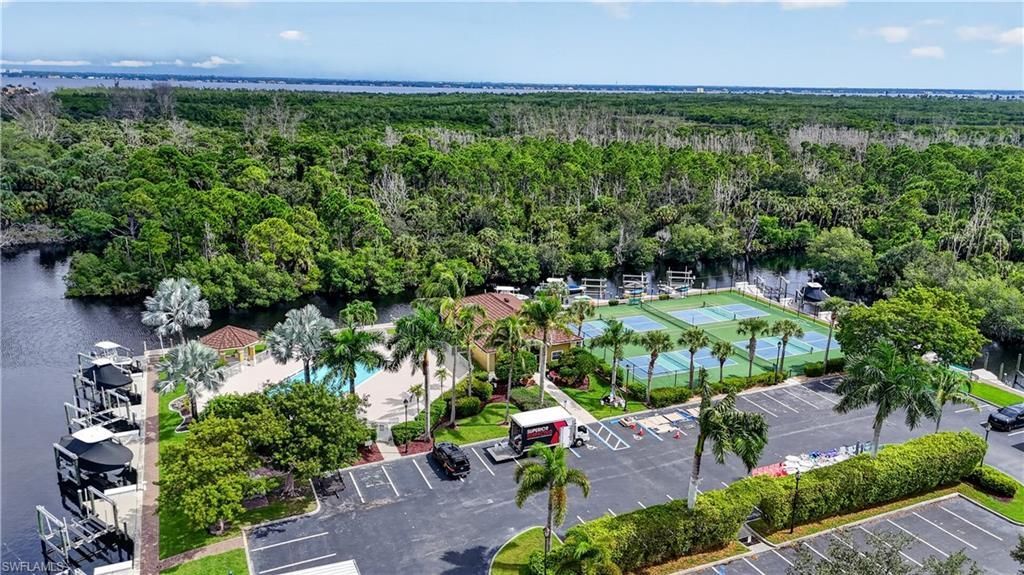 1785 Four Mile Cove Pkwy, Unit 322, Cape Coral, FL 33990 Photo
