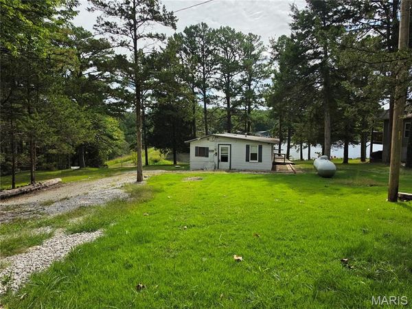 10042 Pebblewood Drive , Richwoods, MO 63071