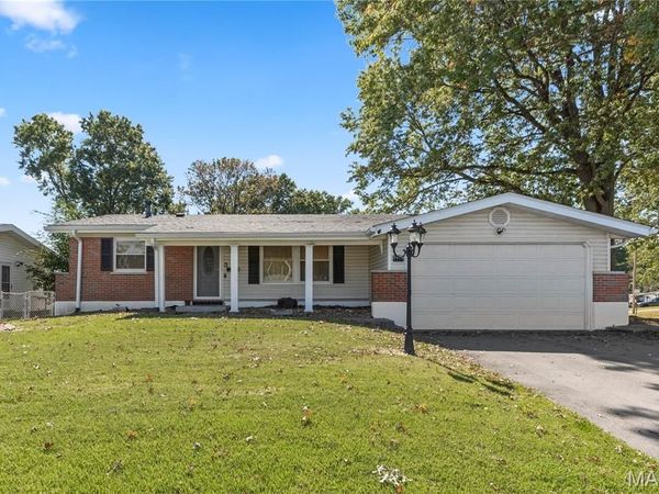 2436 Pershall Road, St Louis, MO 63136