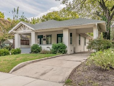 2209 6th Avenue, Fort Worth, TX 76110