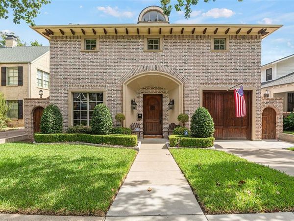 1213 Virginia Place, Fort Worth, TX 76107