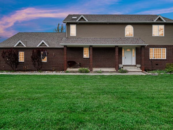 649 Yellowstone Drive , Hebron, IN 46341