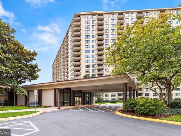 5225 POOKS HILL ROAD, Unit 1503N, BETHESDA, MD 20814