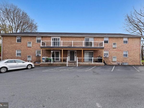 4341 CARLISLE PIKE , Unit B8, CAMP HILL, PA 17011