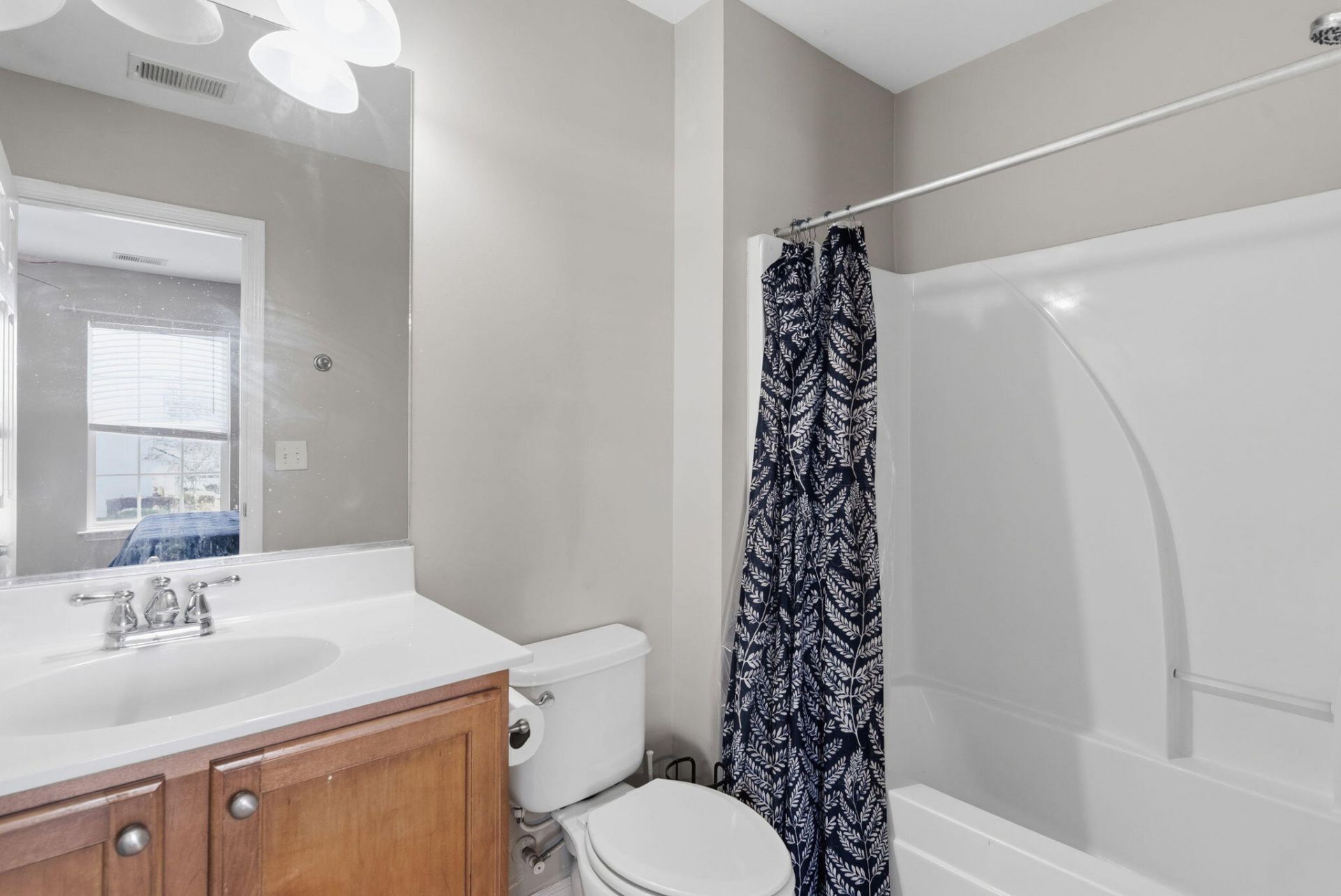 905 Hemingway Circle Photo 12