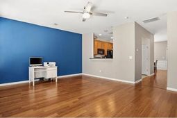 905 Hemingway Circle photo 4