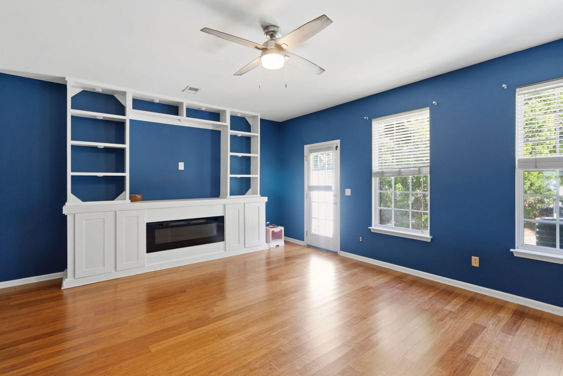 905 Hemingway Circle Photo 4