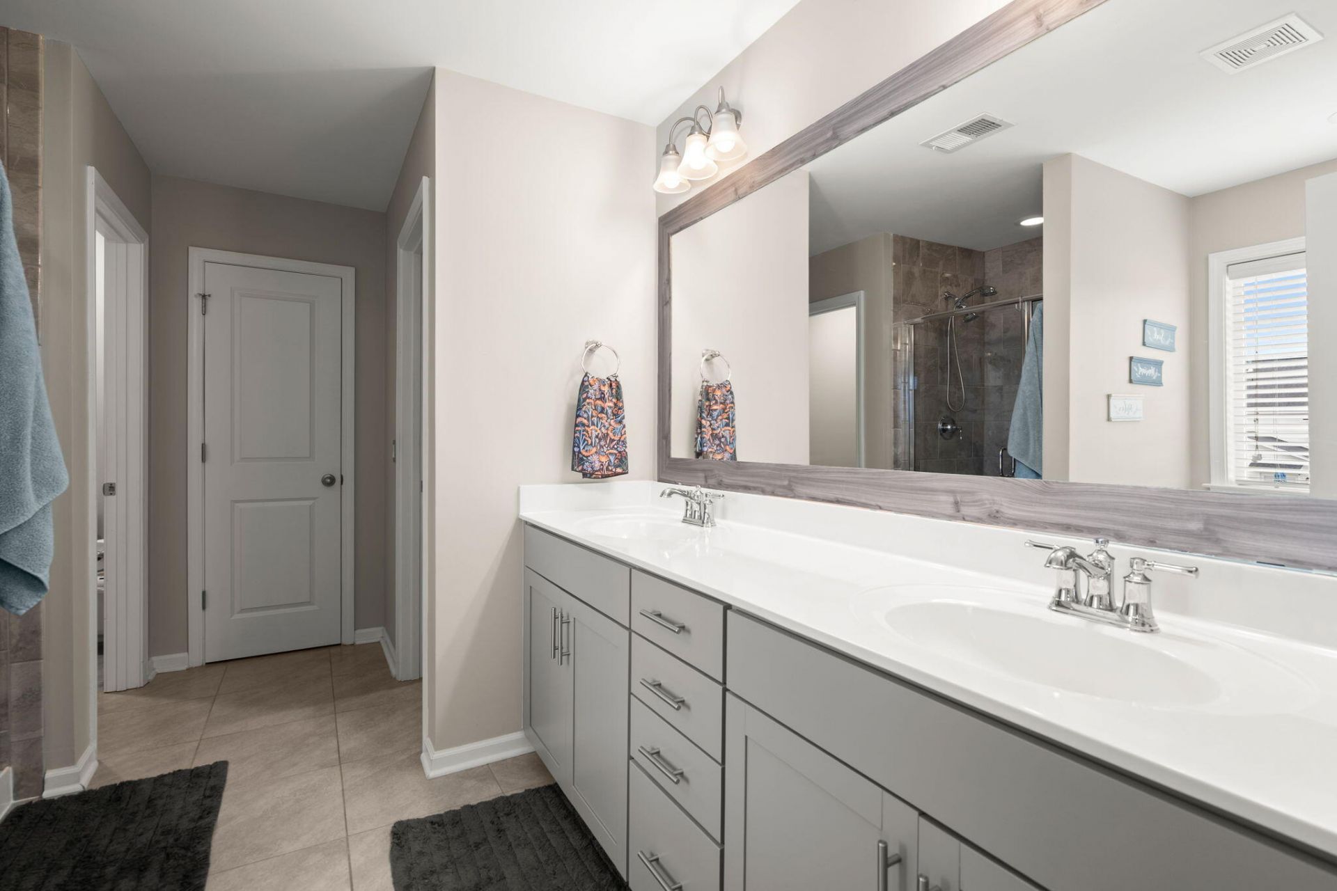 542 Alderly Drive Photo 30