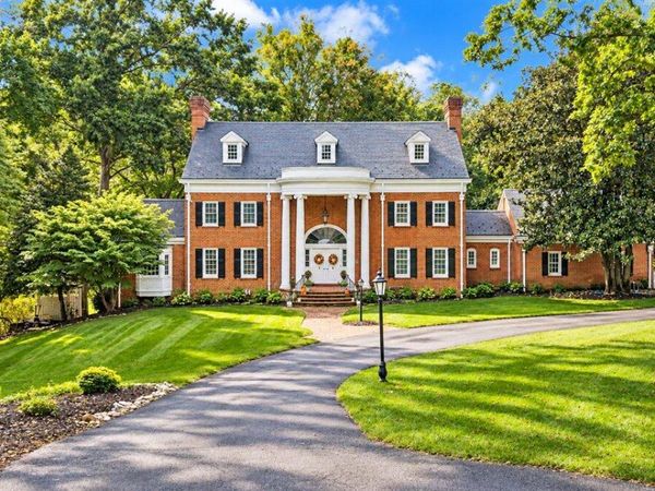 4949 Buckhorn RD, Roanoke, VA 24018