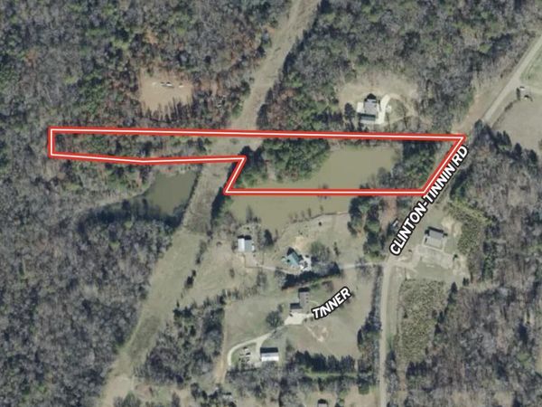 Clinton-tinnin Road, Clinton, MS 39056