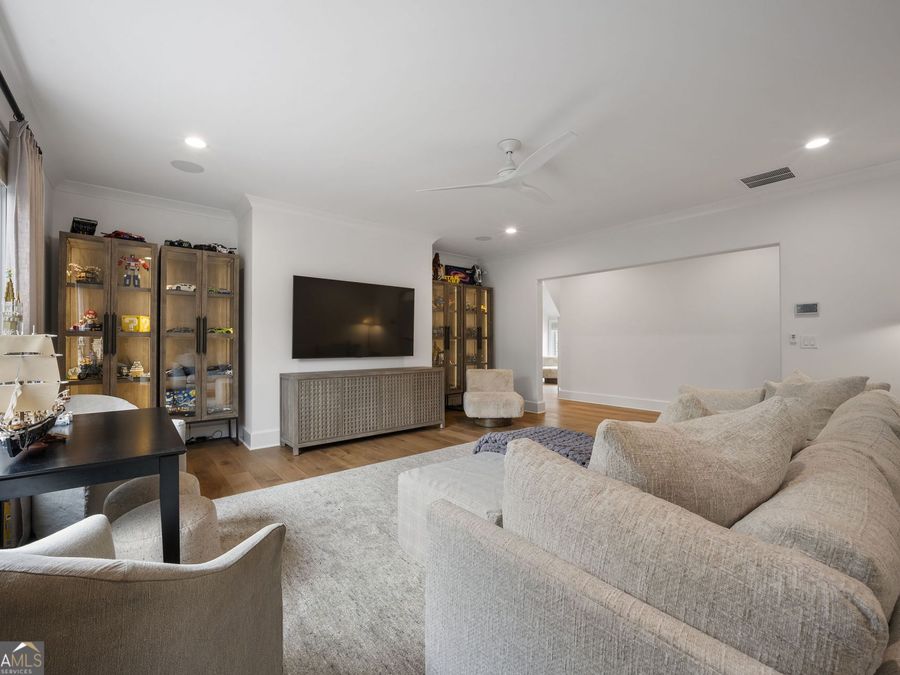 Property Image 71