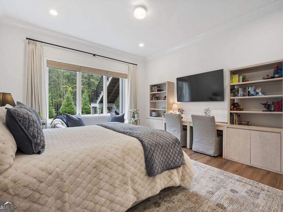 Property Image 92