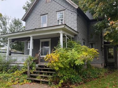 1 N Dayton Avenue , Clifton Springs, NY 14432
