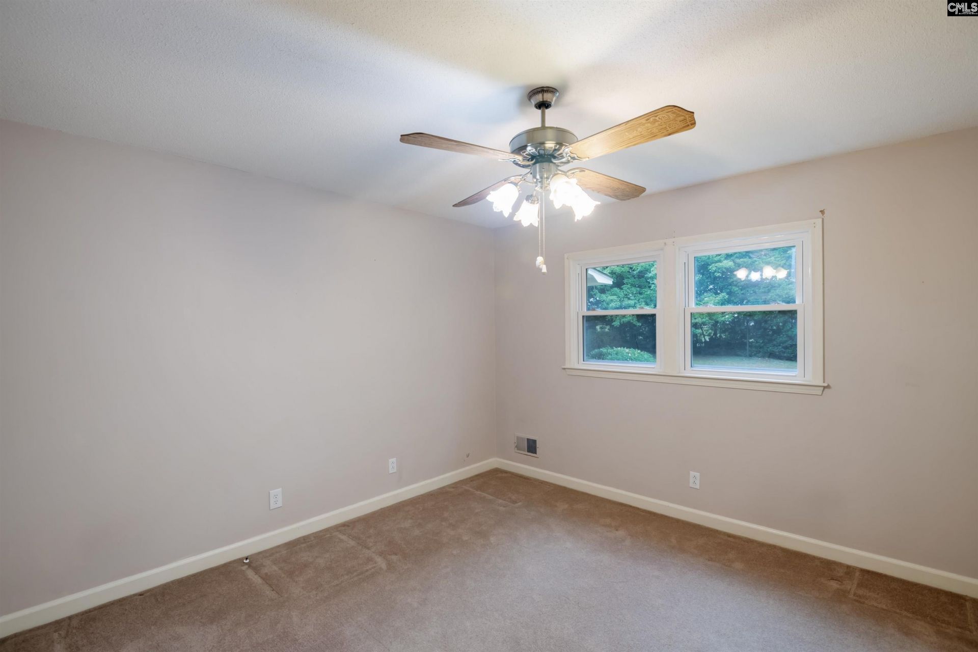 325 Hempsted Road  Photo 20