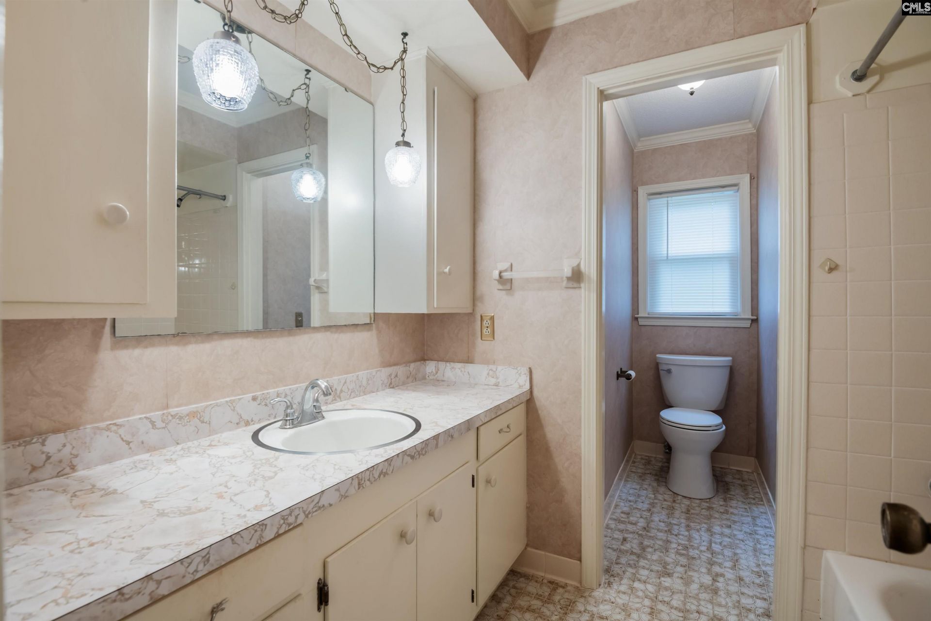 325 Hempsted Road  Photo 22