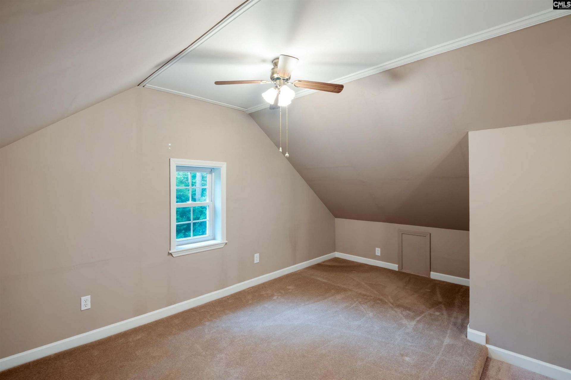 325 Hempsted Road  Photo 25