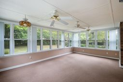 325 Hempsted Road  photo 4