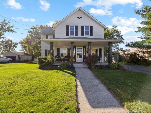 5490 Smith Road , Brook Park, OH 44142