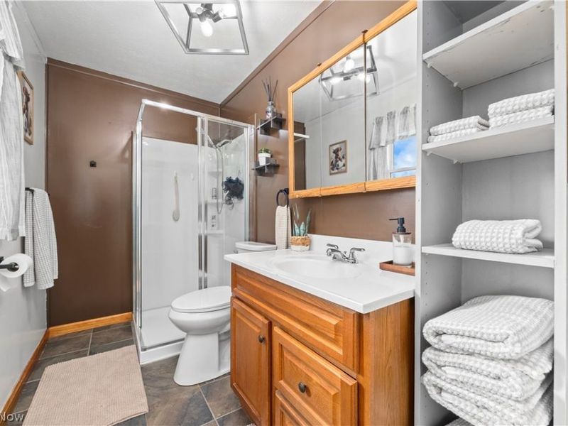 5490 Smith Road, Brook Park, OH 44142 Photo 33