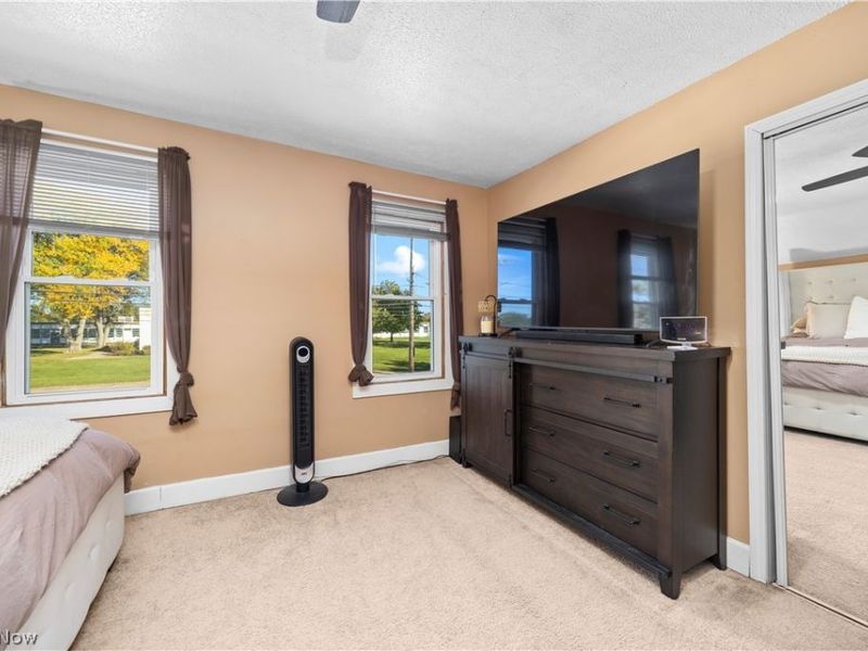 5490 Smith Road, Brook Park, OH 44142 Photo 45