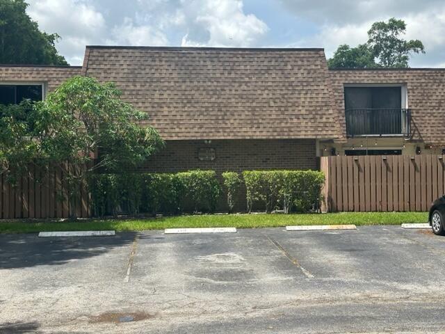 5584 NW 59th Place, Tamarac, FL 33319 Photo