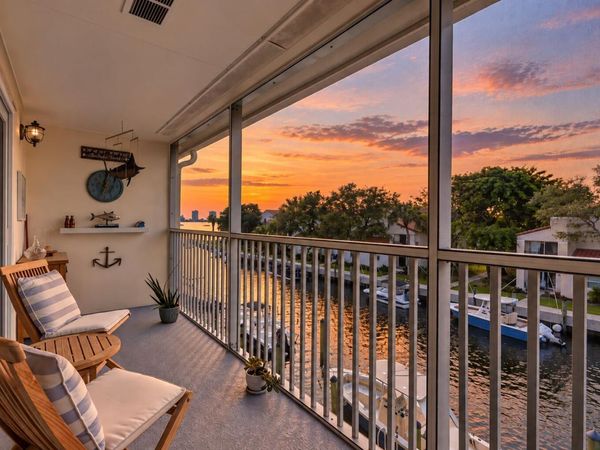 120 Lehane Terrace, Unit 308, North Palm Beach, FL 33408