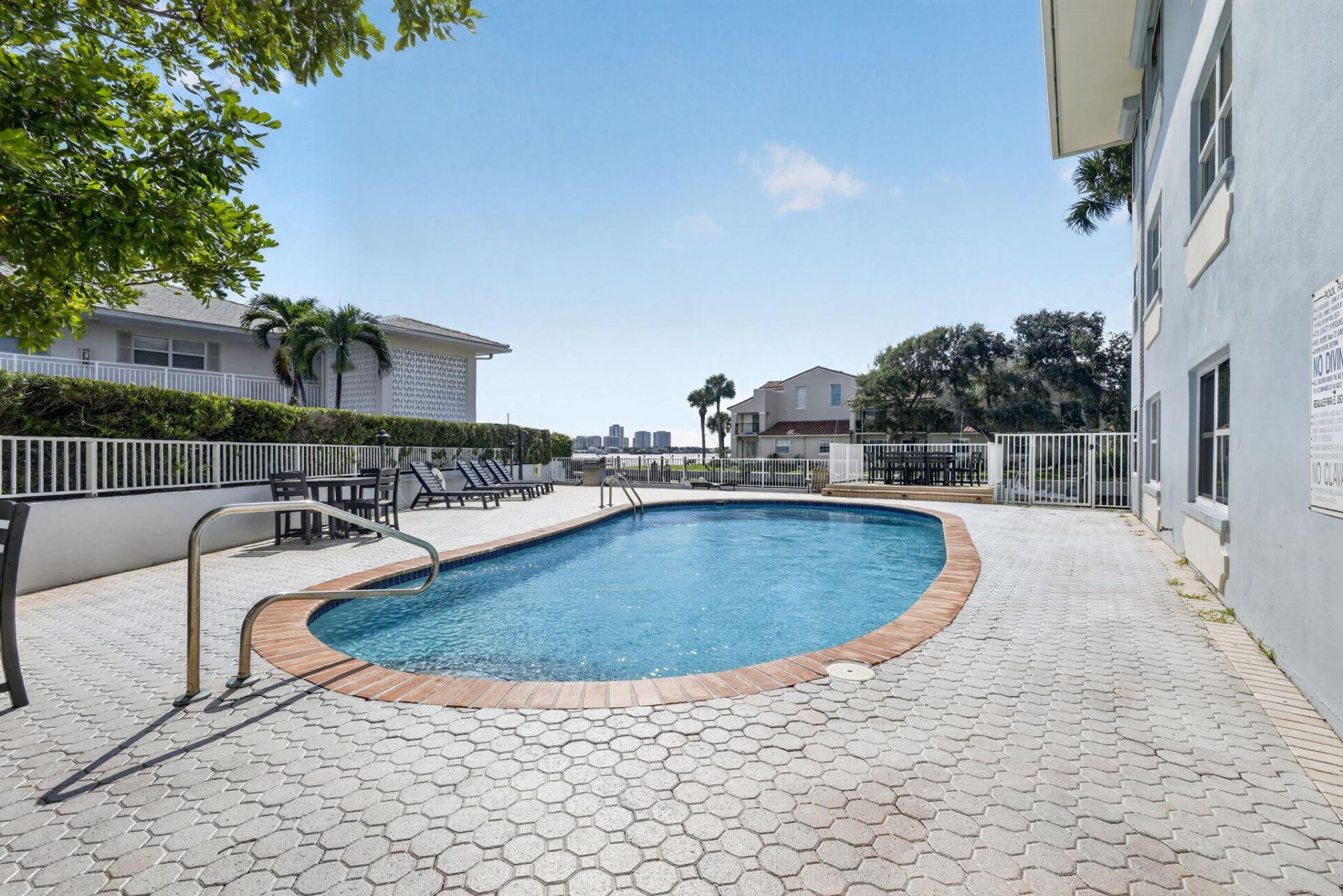 120 Lehane Terrace, Unit 308, North Palm Beach, FL 33408 Photo