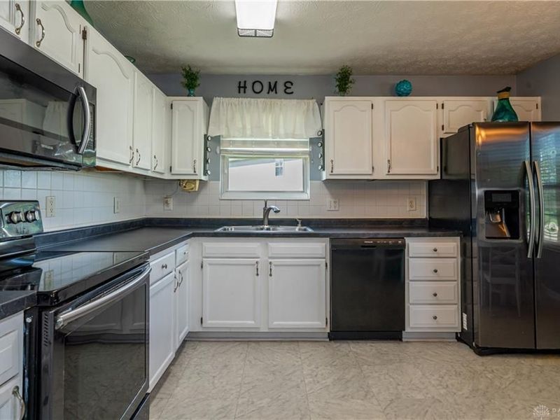 1310 Prem Place, Xenia, OH 45385 Photo 12